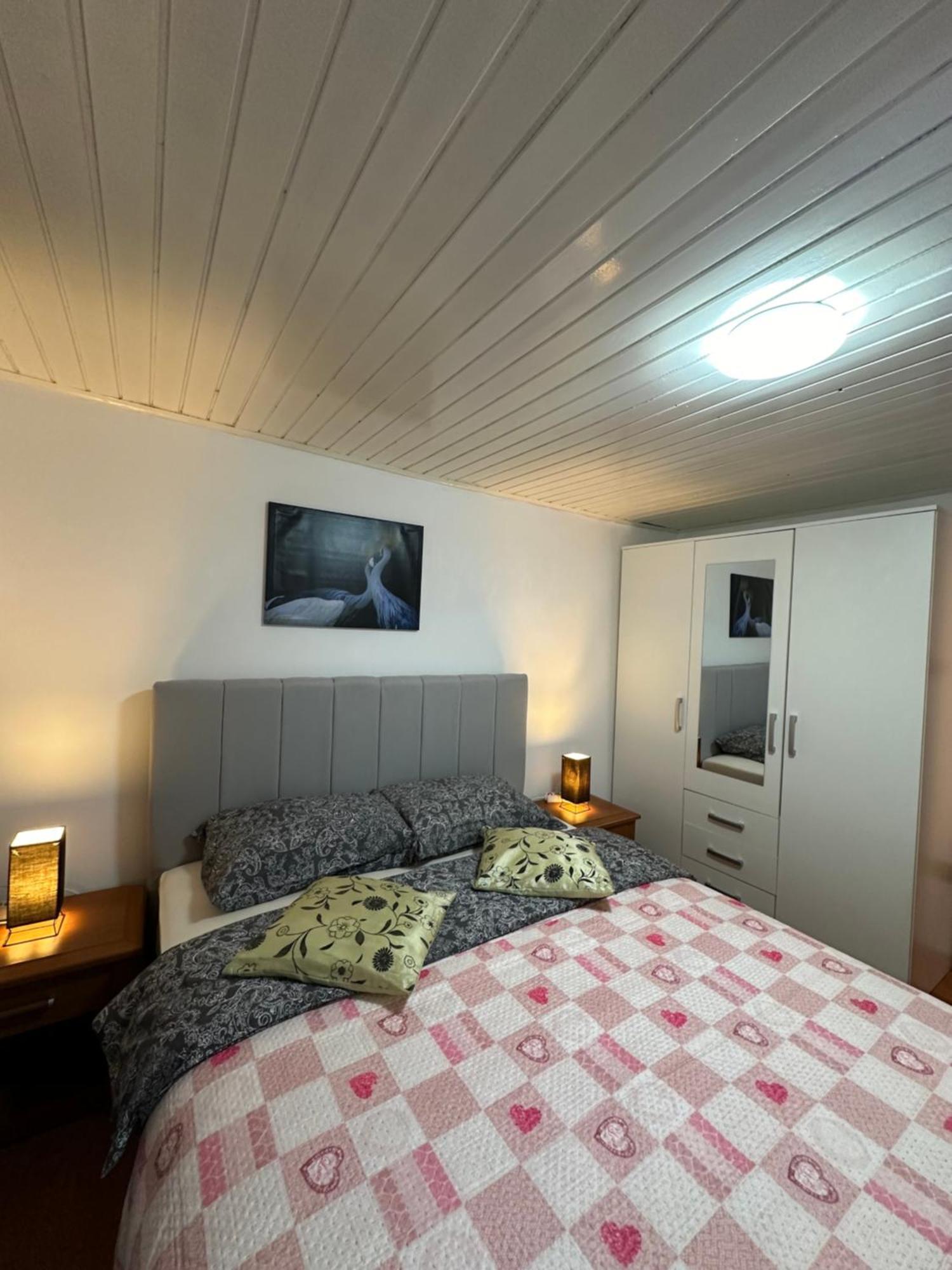 Apartment Mare Пореч Екстериор снимка