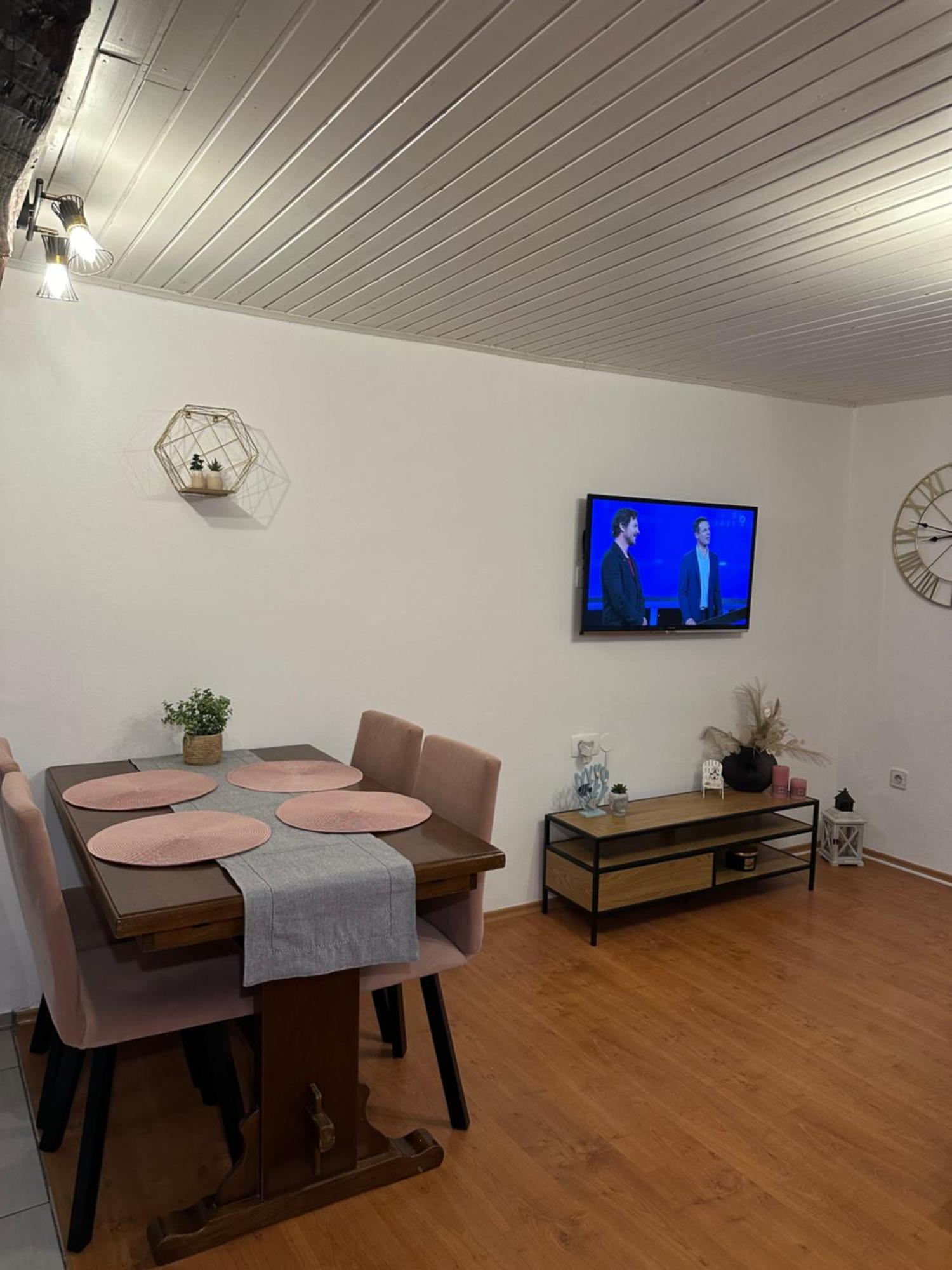 Apartment Mare Пореч Екстериор снимка