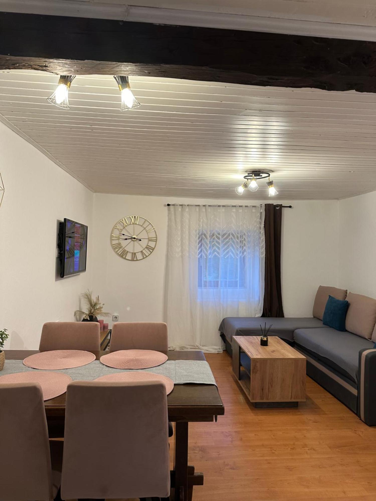 Apartment Mare Пореч Екстериор снимка