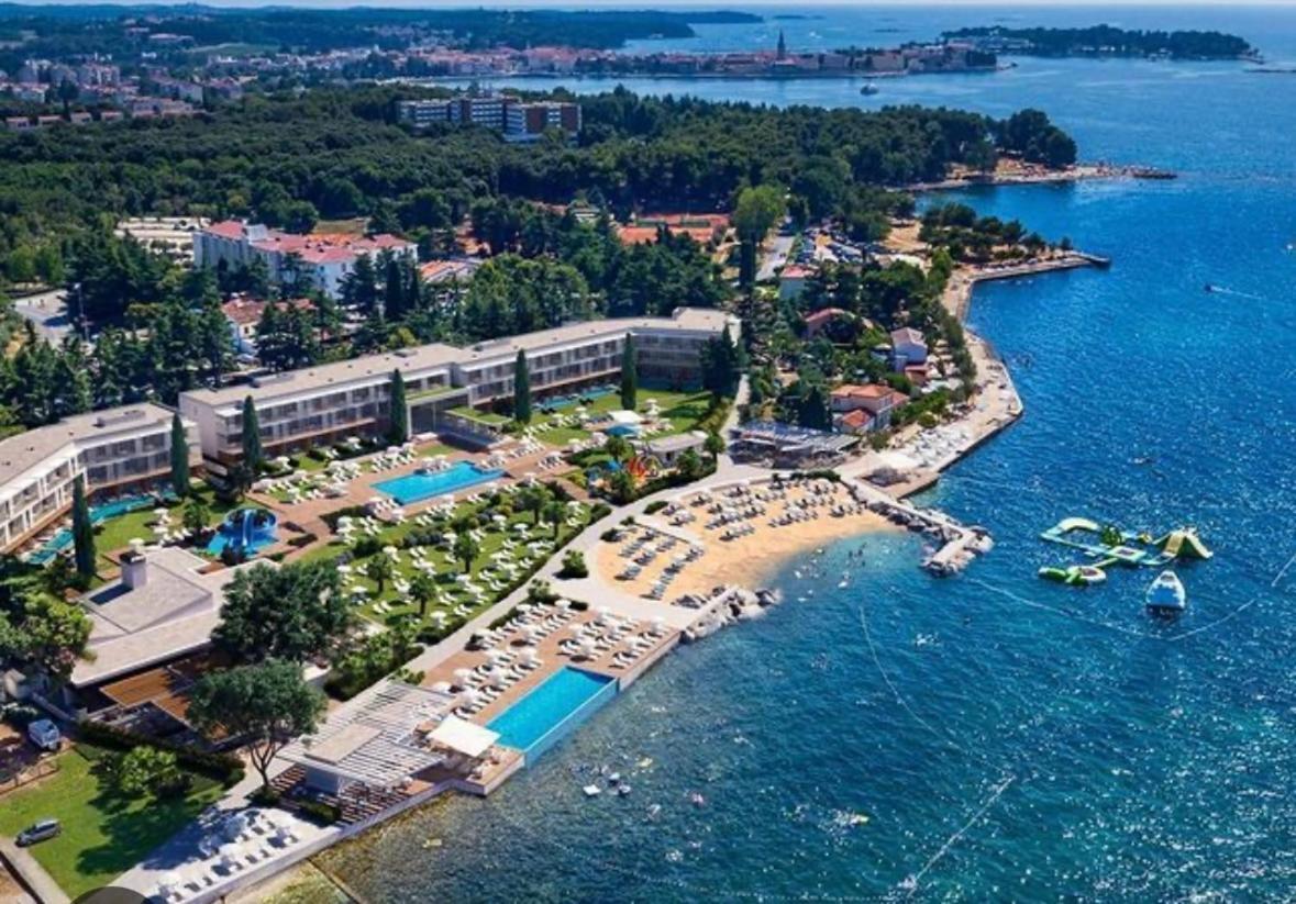 Apartment Mare Пореч Екстериор снимка
